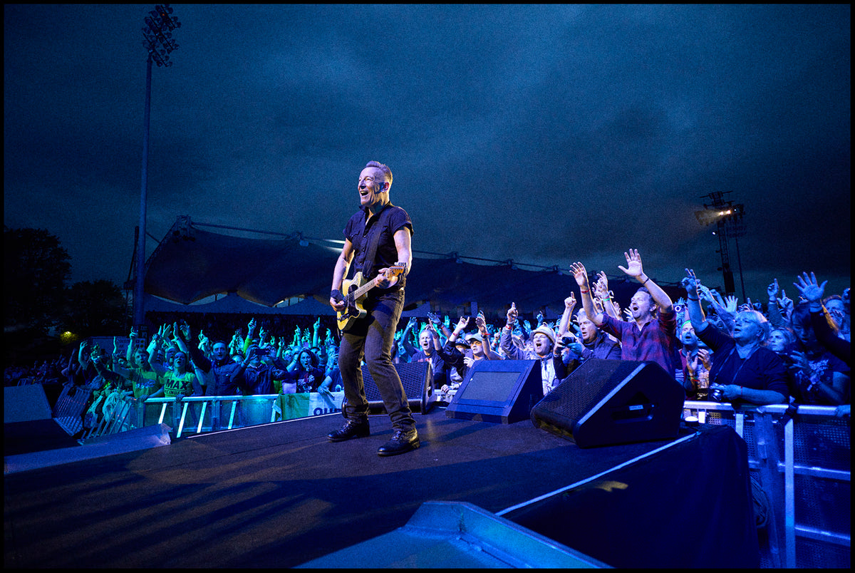 Bruce Springsteen (Dublin, 2023) Transparent Clinch Gallery