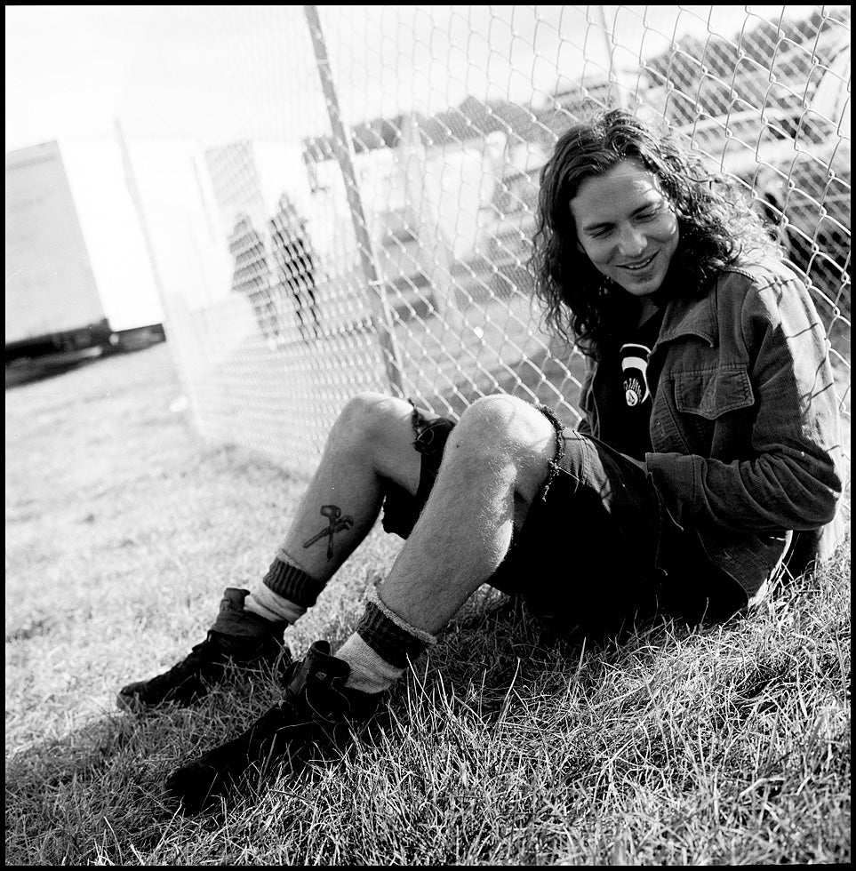 Eddie Vedder (Lollapalooza, 1992) - Transparent Clinch Gallery