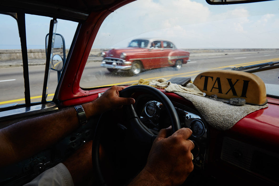 Taxi in Red (Cuba, 2015)